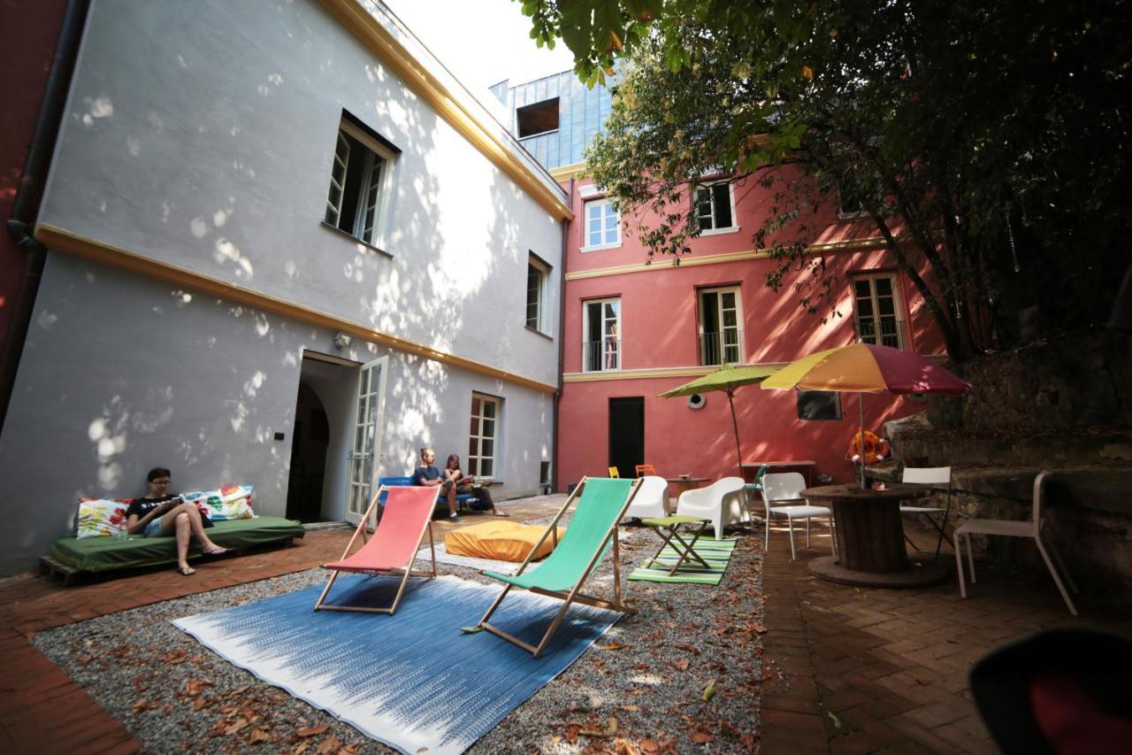 Castle Hostel Génova Exterior foto