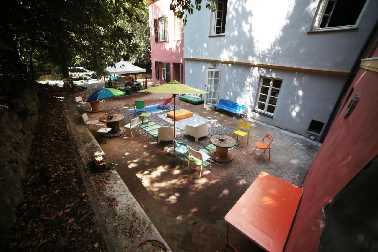 Castle Hostel Génova Exterior foto